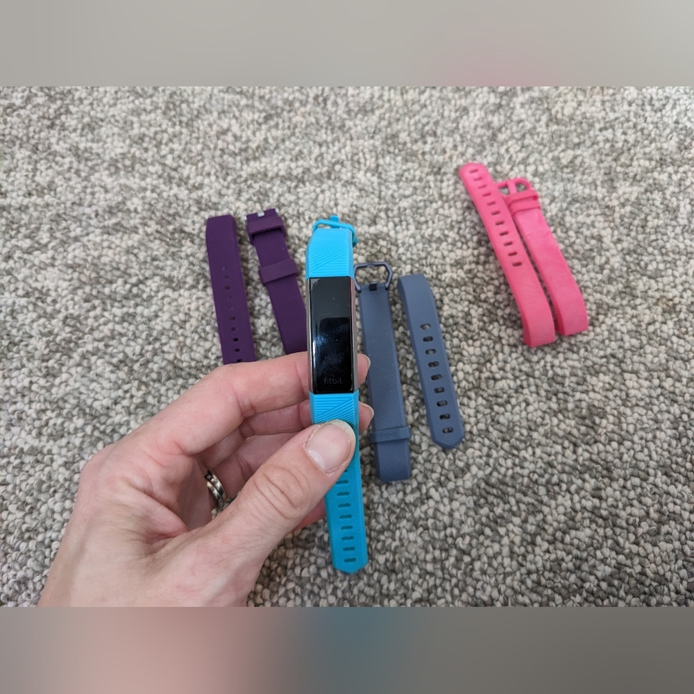 Fitbit Alta HR - used for a week